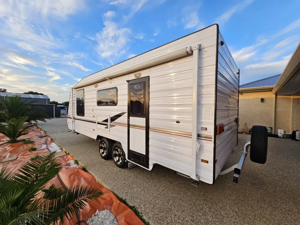 caravan towing darwin